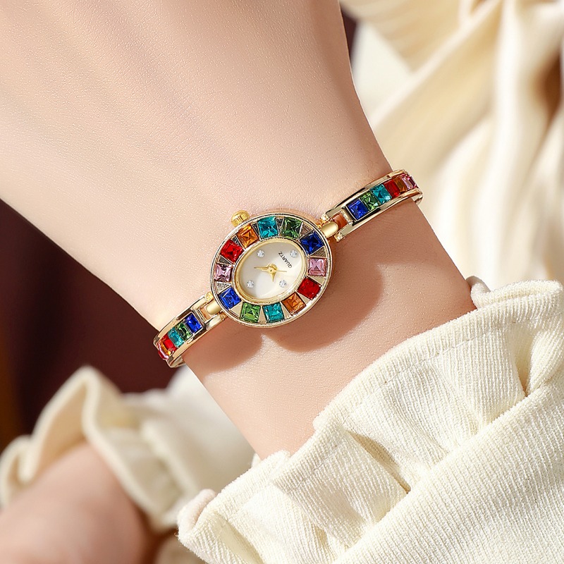2pcs Elegant Colorful Rhinesto - Jewelry Like Watches recension och pris